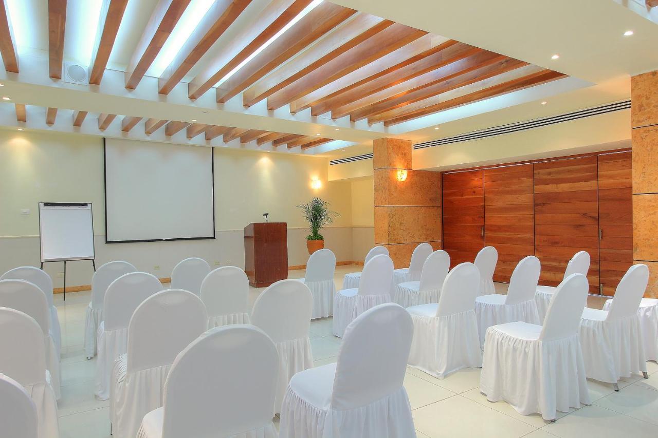 Fiesta Inn Villahermosa Cencali Eksteriør billede