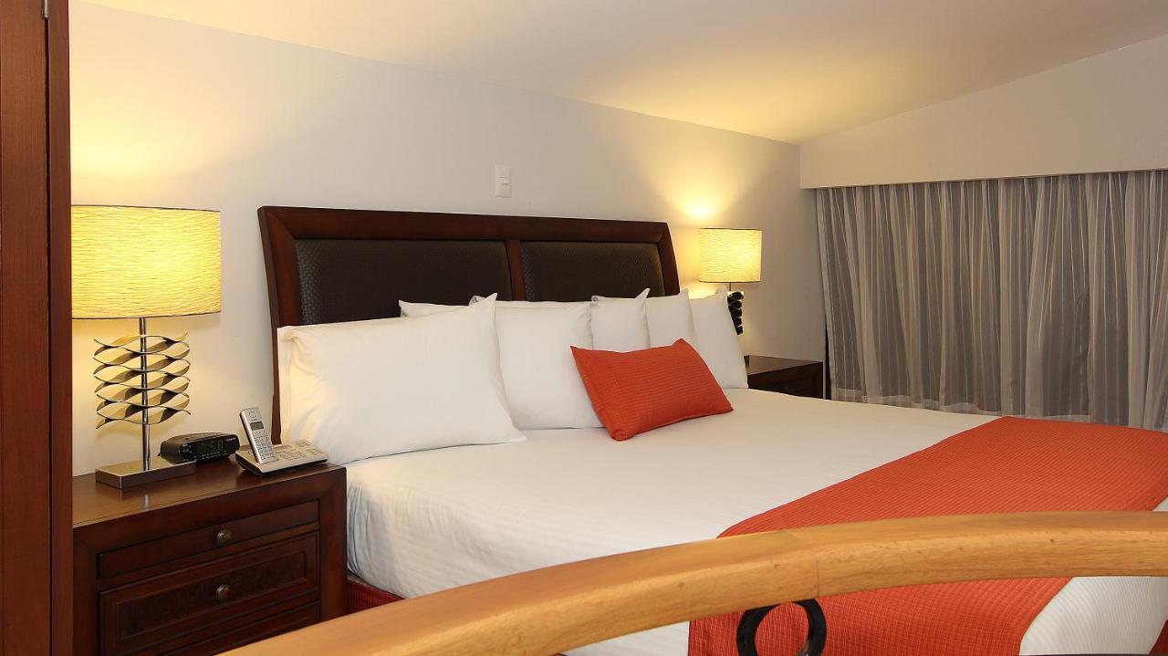 Fiesta Inn Villahermosa Cencali Eksteriør billede