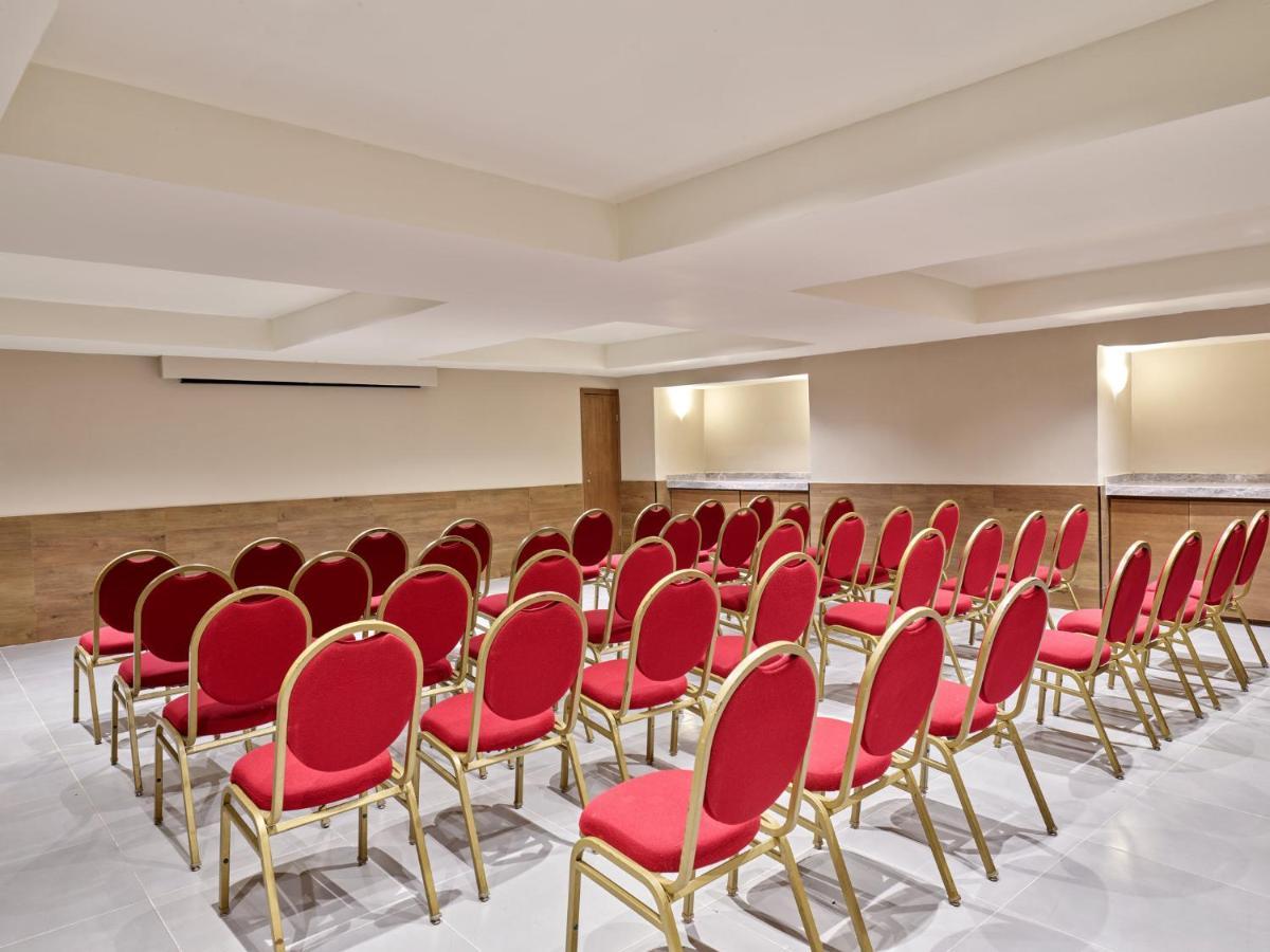 Fiesta Inn Villahermosa Cencali Eksteriør billede