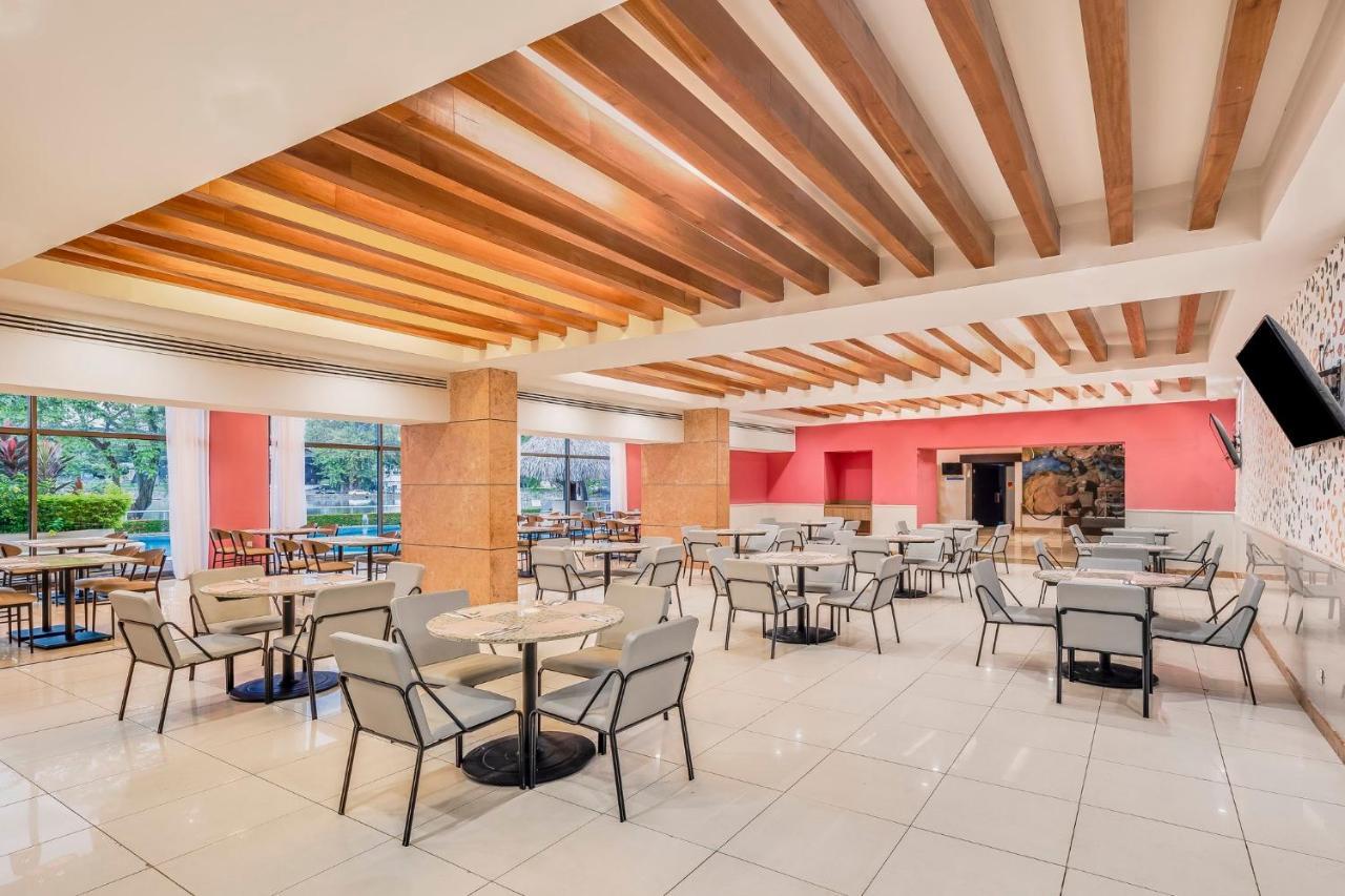 Fiesta Inn Villahermosa Cencali Eksteriør billede